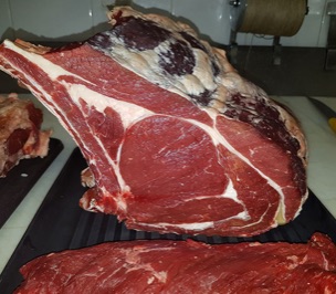 viandes fraîches, charcuteries artisanales